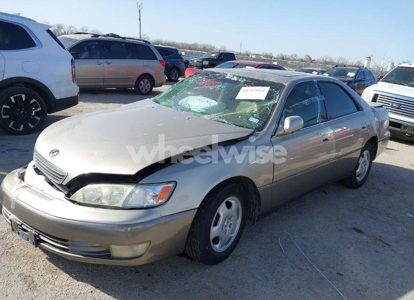 Photo 2 of 1999 Lexus Es 300 (VIN JT8BF28GXX5071481)