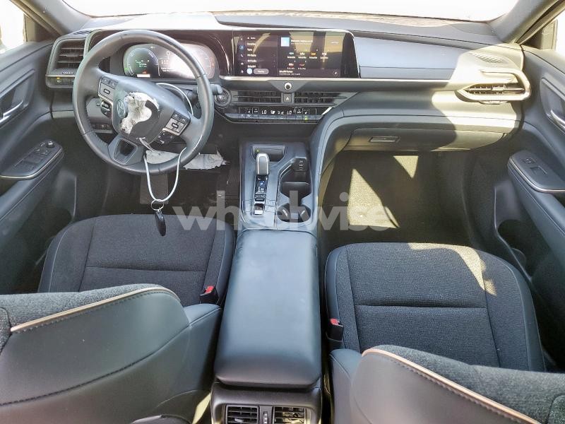 Photo 4 of 2023 TOYOTA CROWN XLE (VIN JTDAAAAF0P3016721)