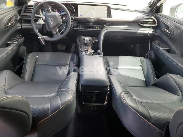 Photo 10 of 2025 TOYOTA CROWN XLE (VIN JTDAAAAF7S3034822)