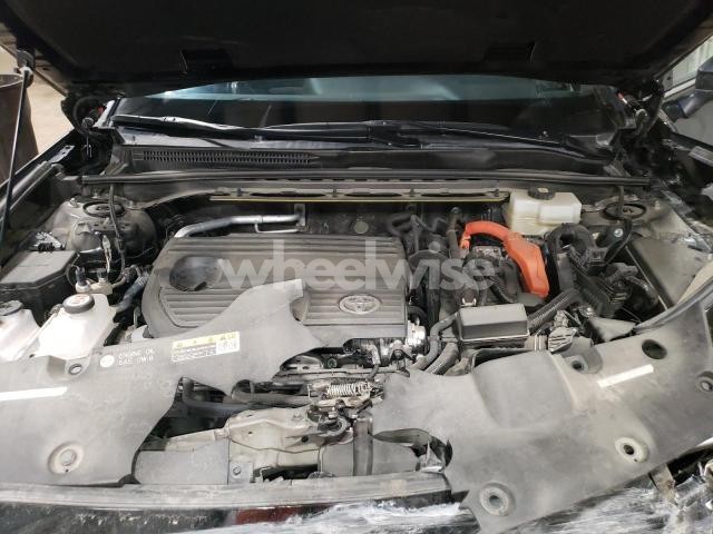 Photo 9 of 2024 TOYOTA CROWN XLE (VIN JTDAAAAF8R3021278)