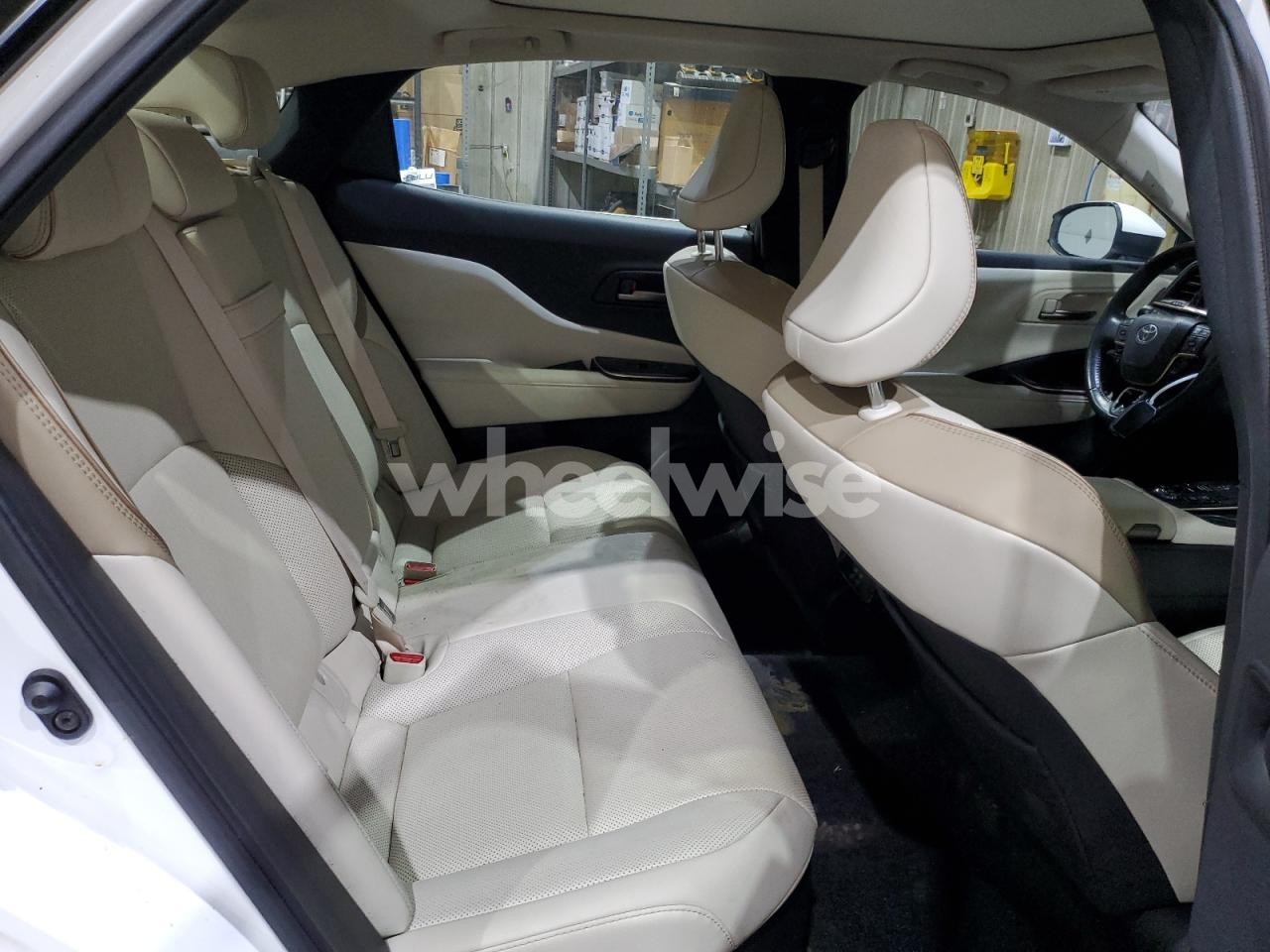 Photo 10 of 2024 TOYOTA CROWN XLE (VIN JTDAAAAF9R3028062)