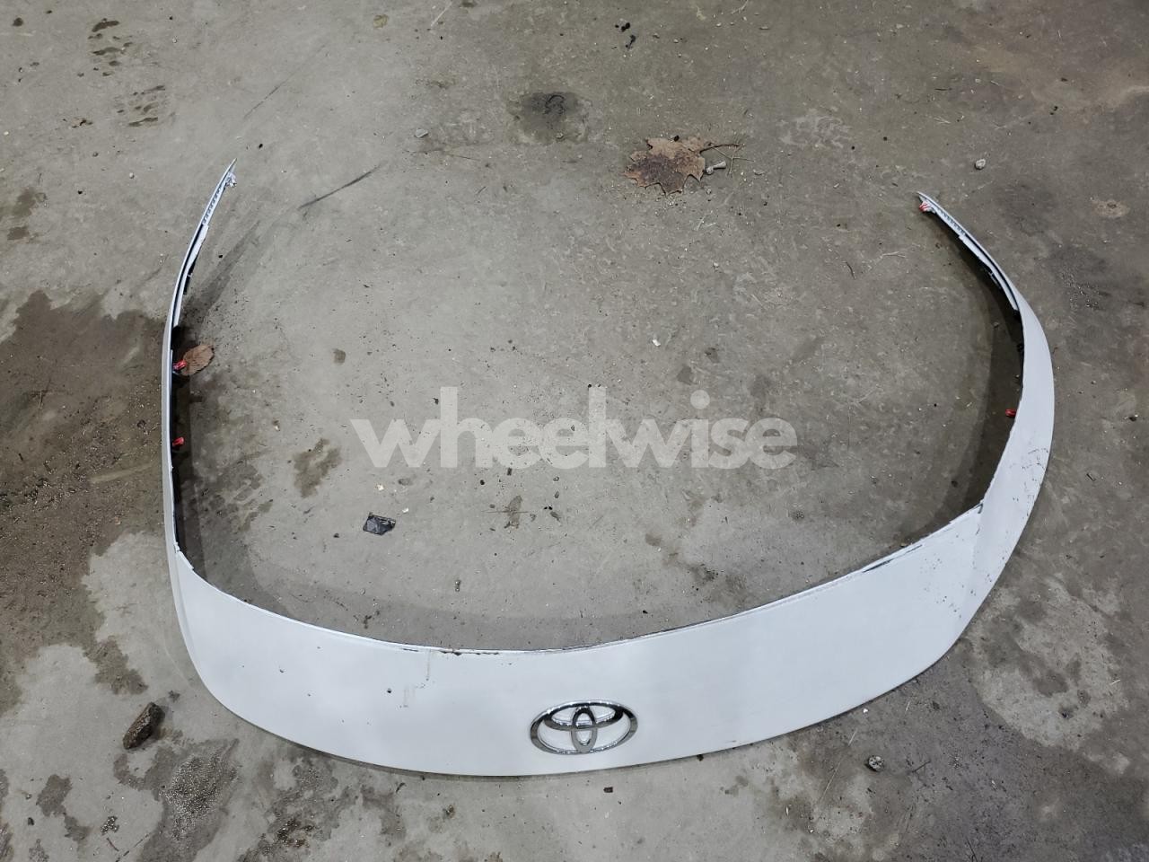 Photo 12 of 2024 TOYOTA CROWN XLE (VIN JTDAAAAF9R3028062)