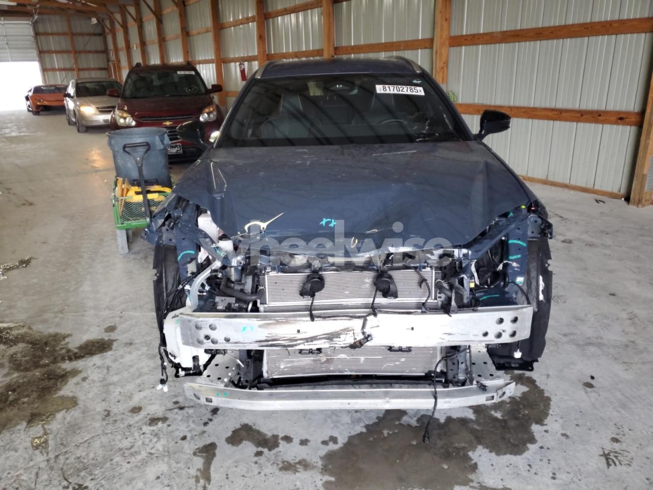 Photo 5 of 2025 TOYOTA CROWN SIGNIA XLE (VIN JTDACAAJ0S3004561)