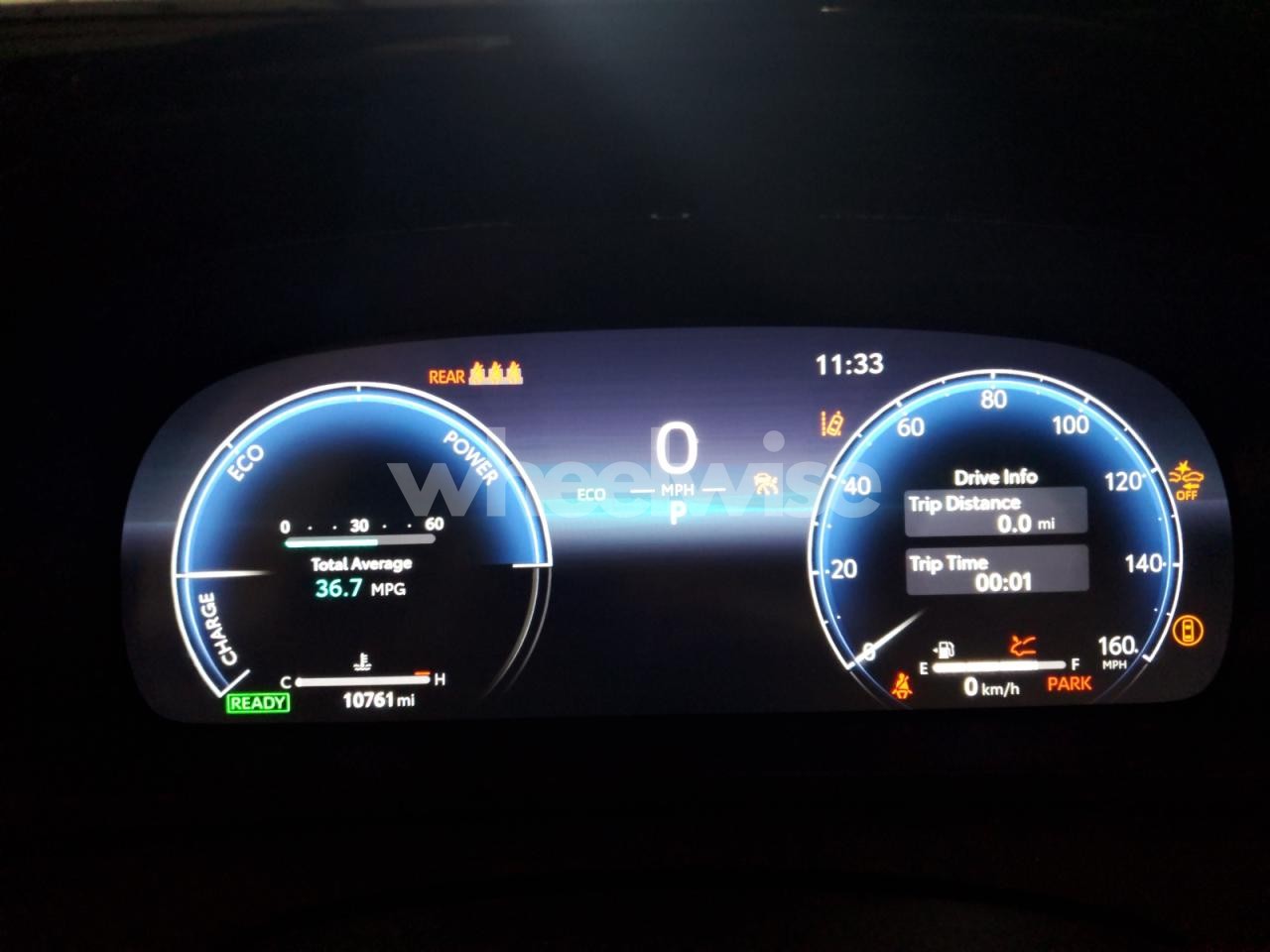 Photo 9 of 2025 TOYOTA CROWN SIGNIA XLE (VIN JTDACAAJ0S3004561)