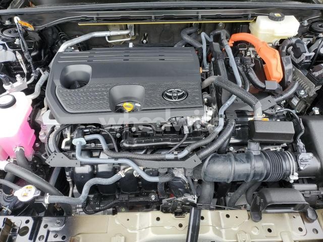 Photo 6 of 2025 TOYOTA CROWN SIGNIA XLE (VIN JTDACAAJ1S3005122)