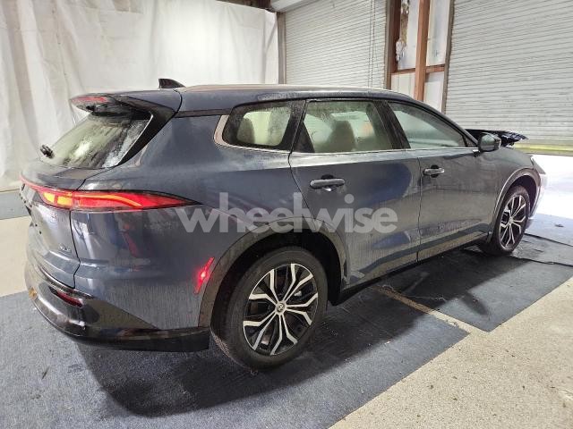 Photo 2 of 2025 TOYOTA CROWN SIGNIA XLE (VIN JTDACAAJ1S3021448)