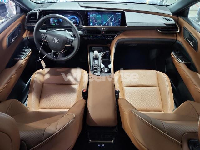 Photo 6 of 2025 TOYOTA CROWN SIGNIA XLE (VIN JTDACAAJ1S3021448)