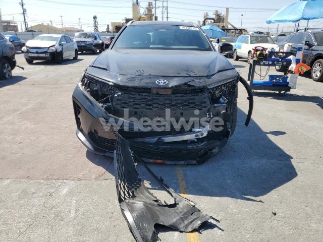 Photo 9 of 2025 TOYOTA CROWN SIGNIA XLE (VIN JTDACAAJ3S3003243)