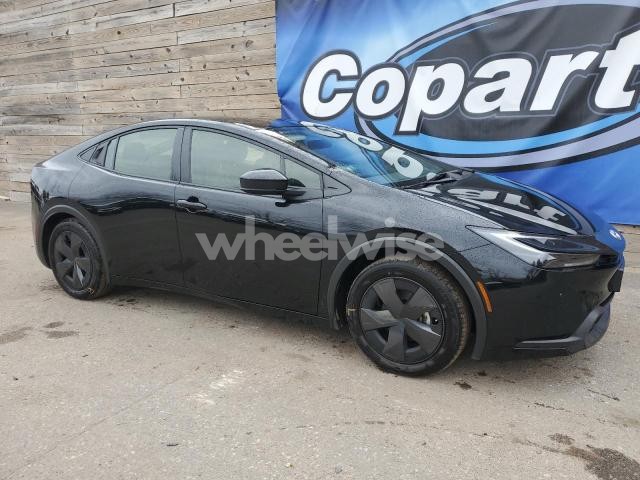 Photo 4 of 2025 TOYOTA PRIUS LE (VIN JTDACAAU0S3054581)