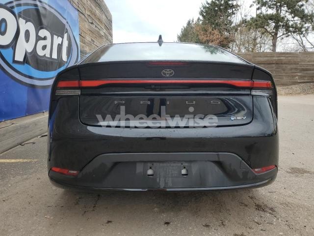 Photo 6 of 2025 TOYOTA PRIUS LE (VIN JTDACAAU0S3054581)