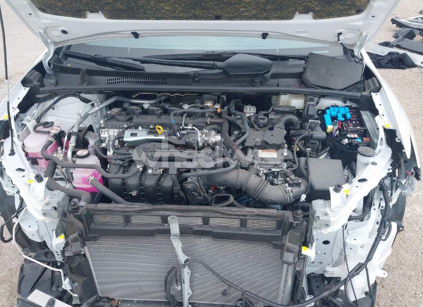 Photo 10 of 2024 Toyota Prius LE (VIN JTDACAAU1R3032910)