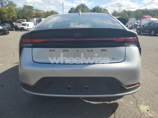 Photo 8 of 2025 TOYOTA PRIUS LE (VIN JTDACAAU1S3051026)
