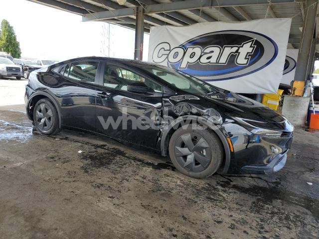 Photo 2 of 2025 TOYOTA PRIUS LE (VIN JTDACAAU1S3061992)