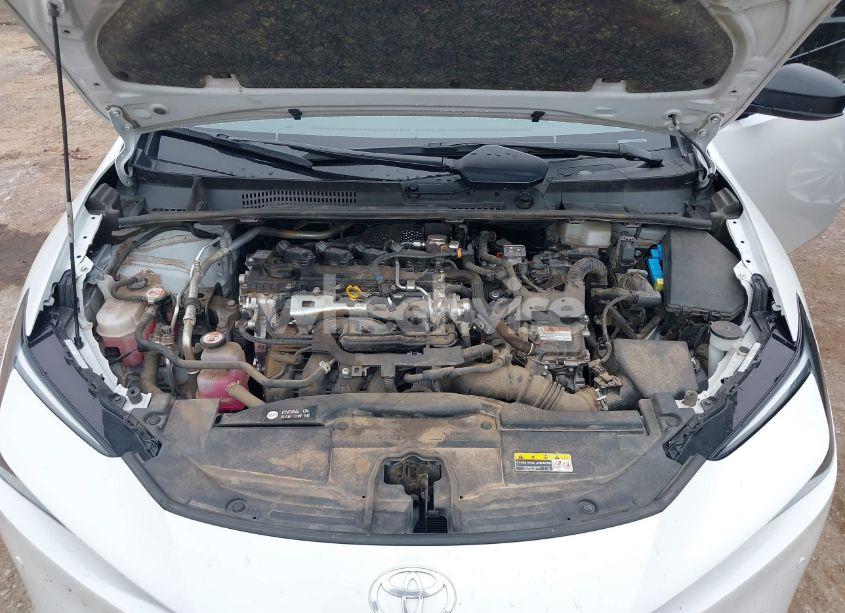 Photo 10 of 2023 Toyota Prius LE (VIN JTDACAAU2P3002022)