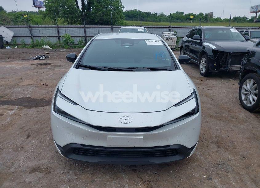 Photo 12 of 2023 Toyota Prius LE (VIN JTDACAAU2P3002022)