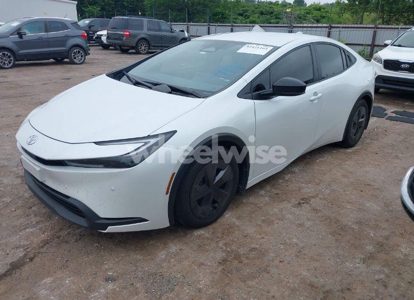 Photo 2 of 2023 Toyota Prius LE (VIN JTDACAAU2P3002022)