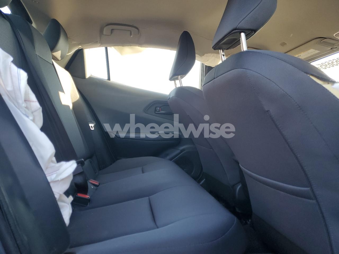 Photo 10 of 2025 TOYOTA PRIUS LE (VIN JTDACAAU3S3049360)