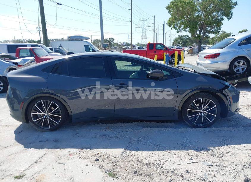 Photo 13 of 2024 Toyota Prius XLE (VIN JTDACAAU4R3023781)