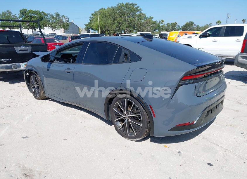 Photo 3 of 2024 Toyota Prius XLE (VIN JTDACAAU4R3023781)