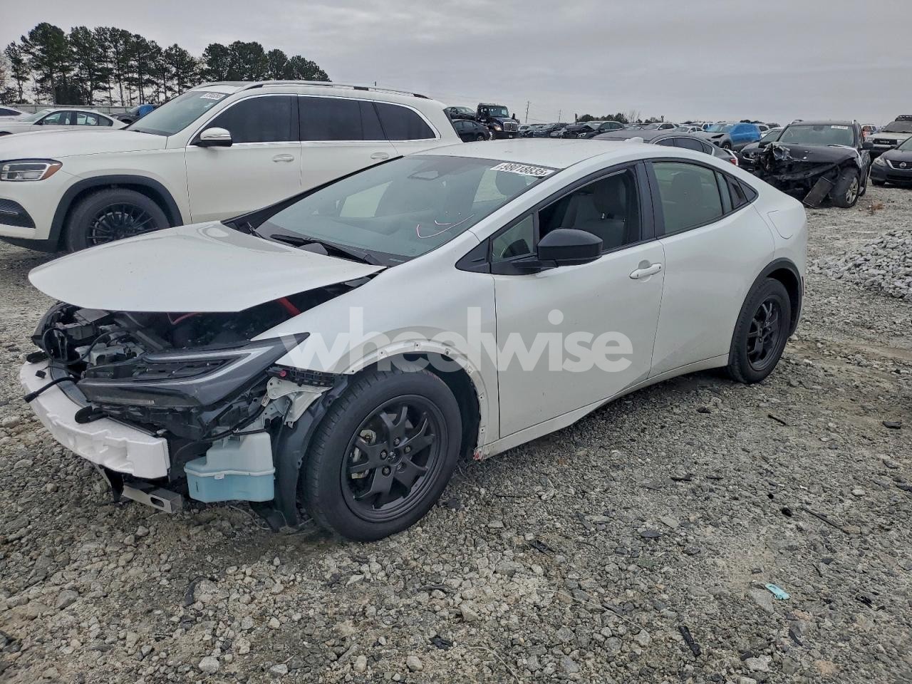 2024 TOYOTA PRIUS LE (VIN JTDACAAU4R3030469) main photo