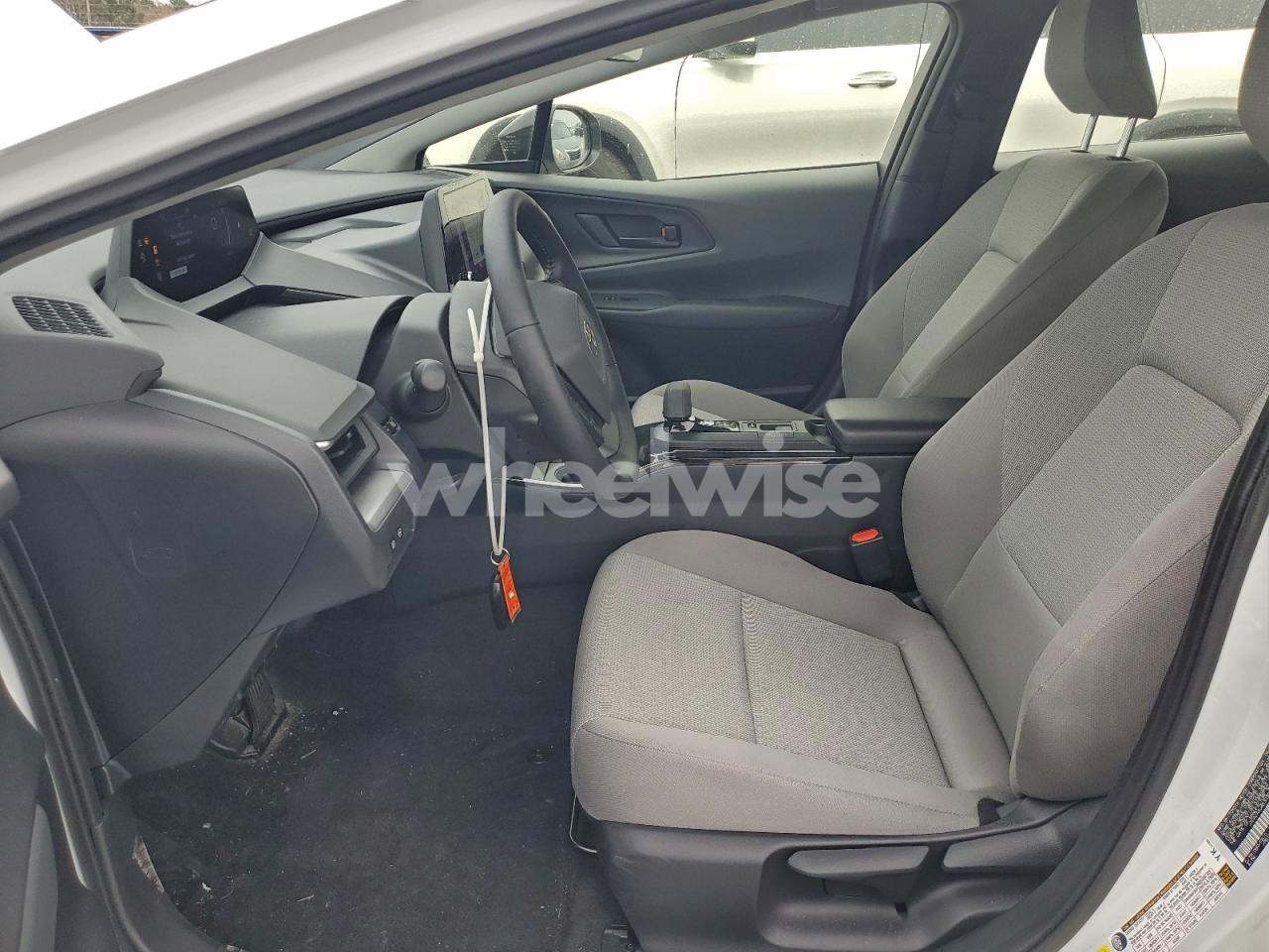 Photo 7 of 2024 TOYOTA PRIUS LE (VIN JTDACAAU4R3030469)