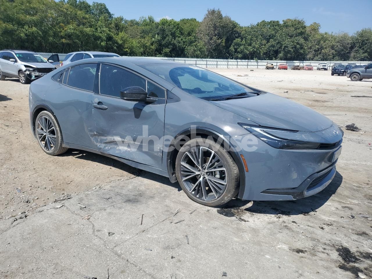 Photo 4 of 2024 TOYOTA PRIUS LE (VIN JTDACAAU4R3039849)