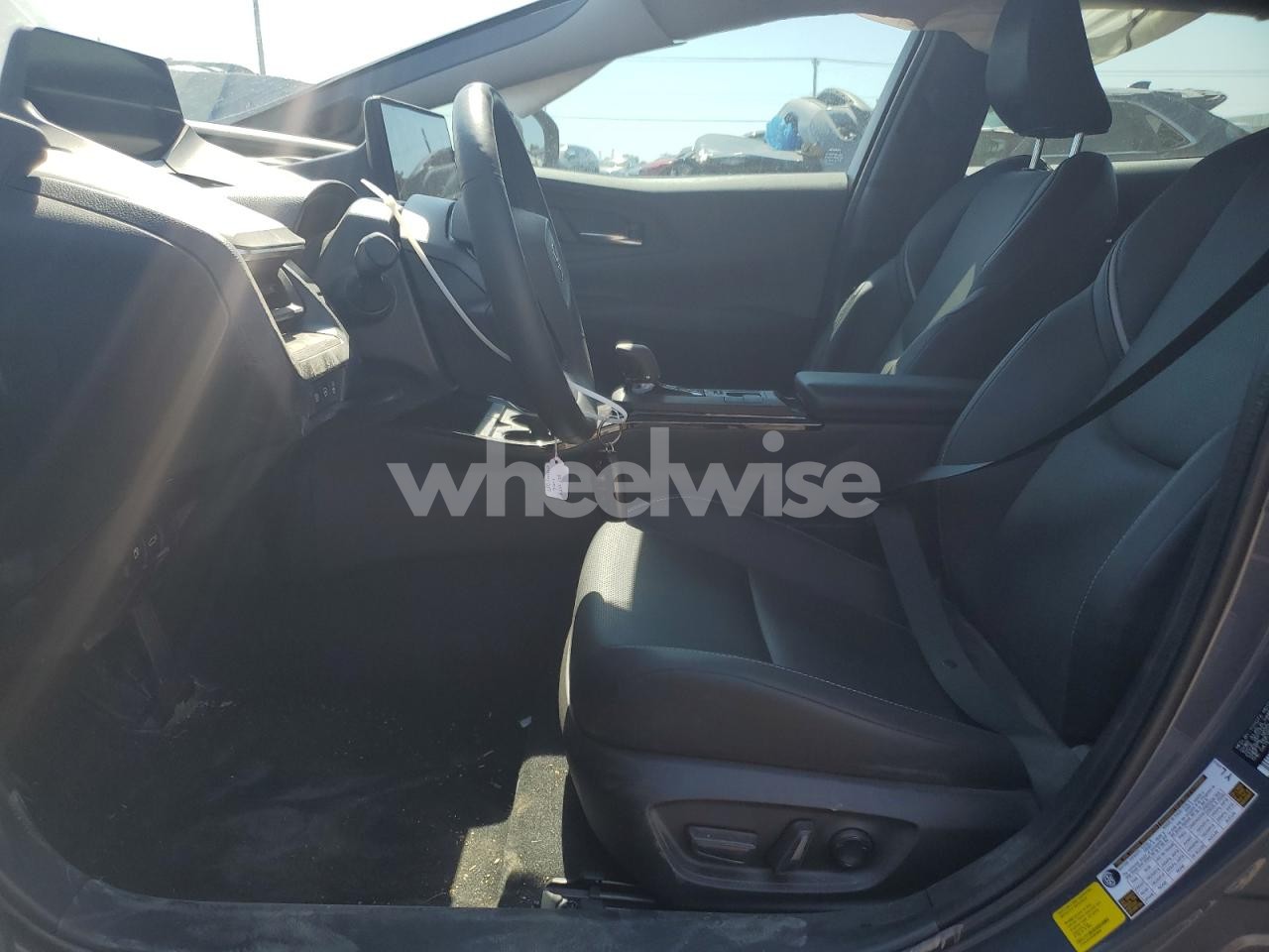 Photo 7 of 2024 TOYOTA PRIUS LE (VIN JTDACAAU4R3039849)