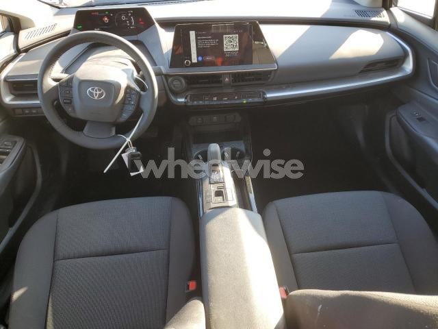 Photo 3 of 2025 TOYOTA PRIUS LE (VIN JTDACAAU5S3057959)