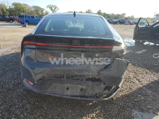 Photo 4 of 2025 TOYOTA PRIUS LE (VIN JTDACAAU5S3057959)