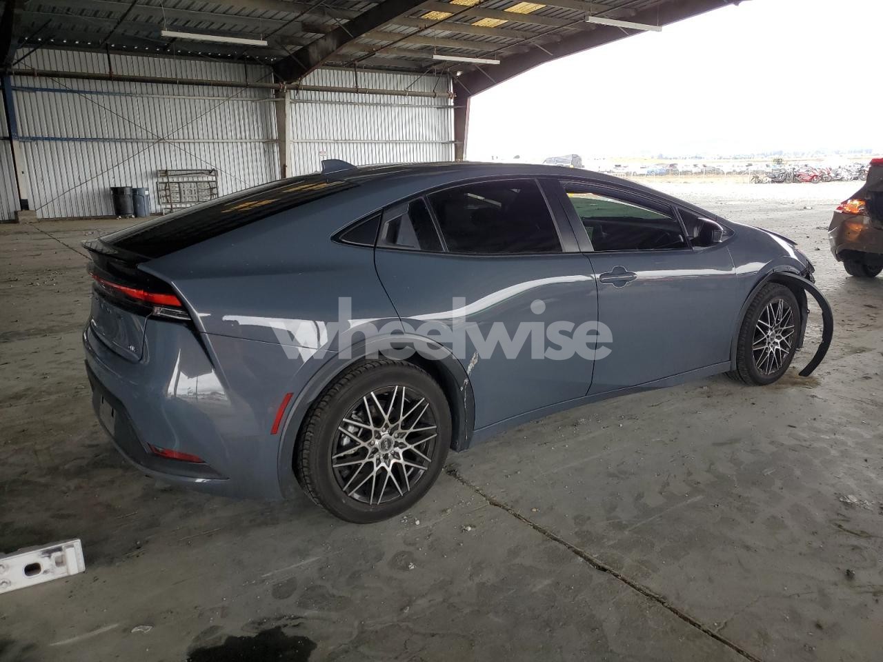 Photo 3 of 2023 TOYOTA PRIUS LE (VIN JTDACAAU6P3001827)