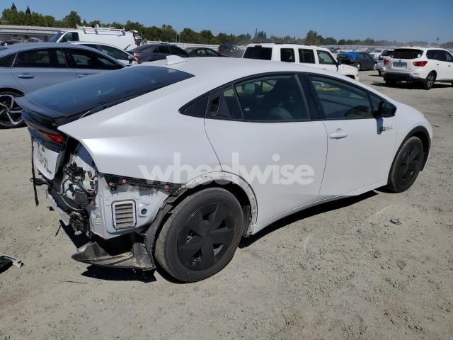 Photo 2 of 2023 TOYOTA PRIUS LE (VIN JTDACAAU6P3013945)