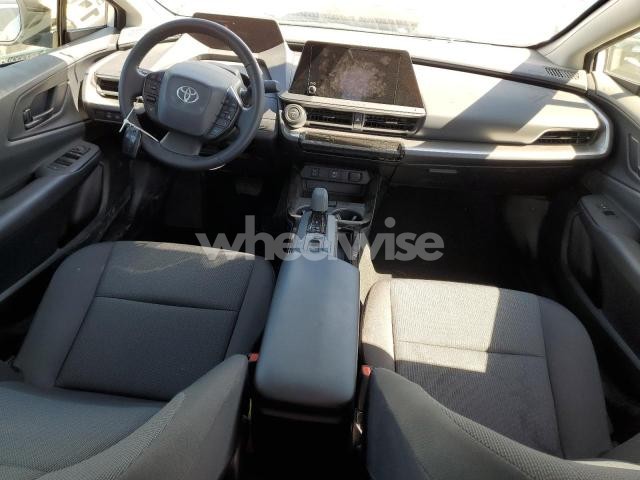 Photo 4 of 2023 TOYOTA PRIUS LE (VIN JTDACAAU6P3013945)