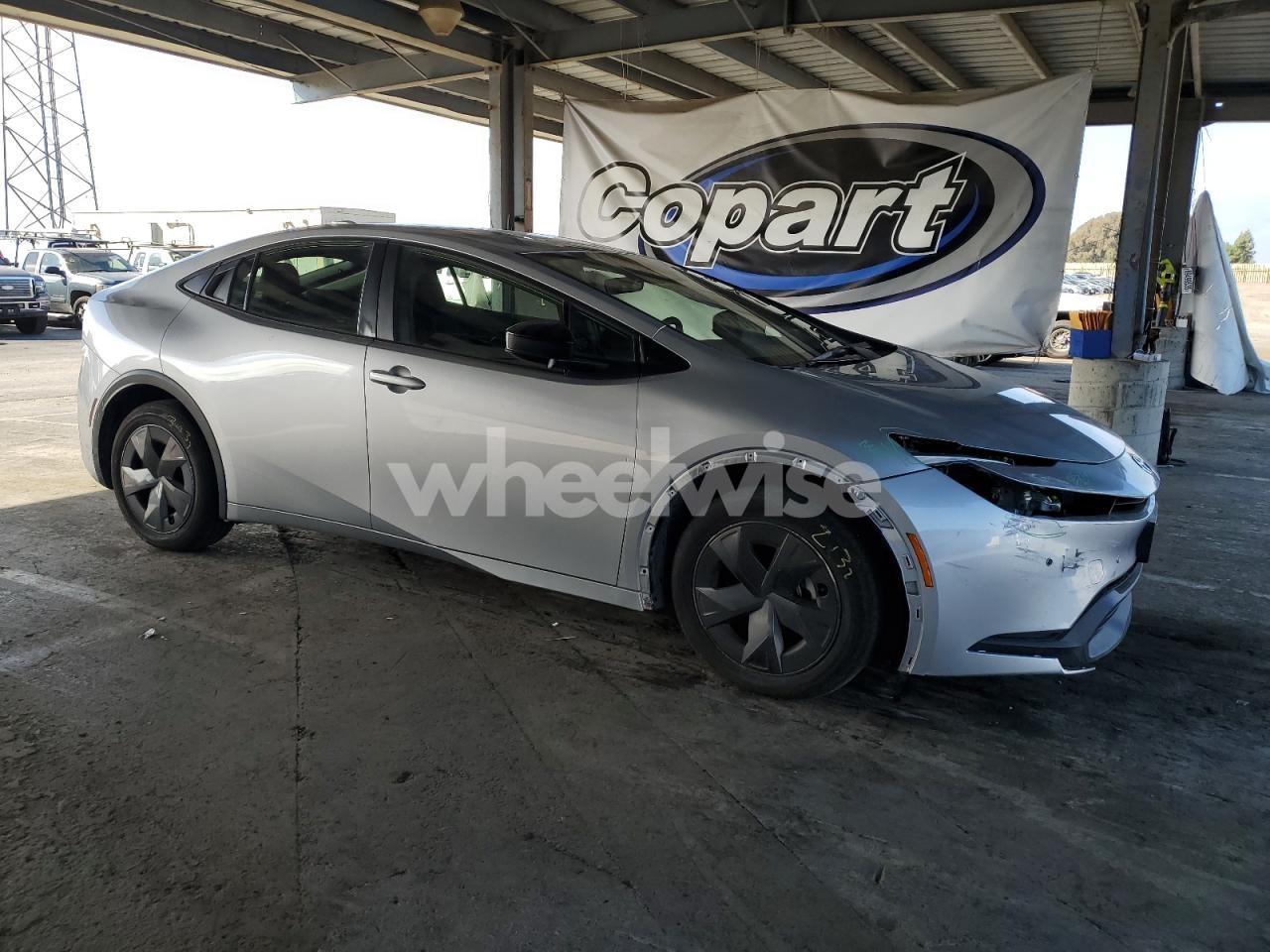 Photo 4 of 2024 TOYOTA PRIUS LE (VIN JTDACAAU6R3024639)