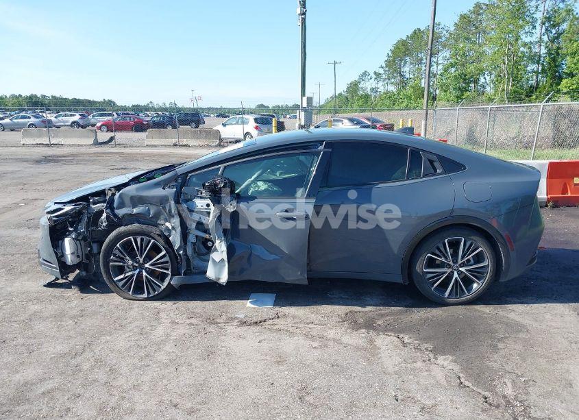 Photo 14 of 2023 Toyota Prius XLE (VIN JTDACAAU7P3009886)