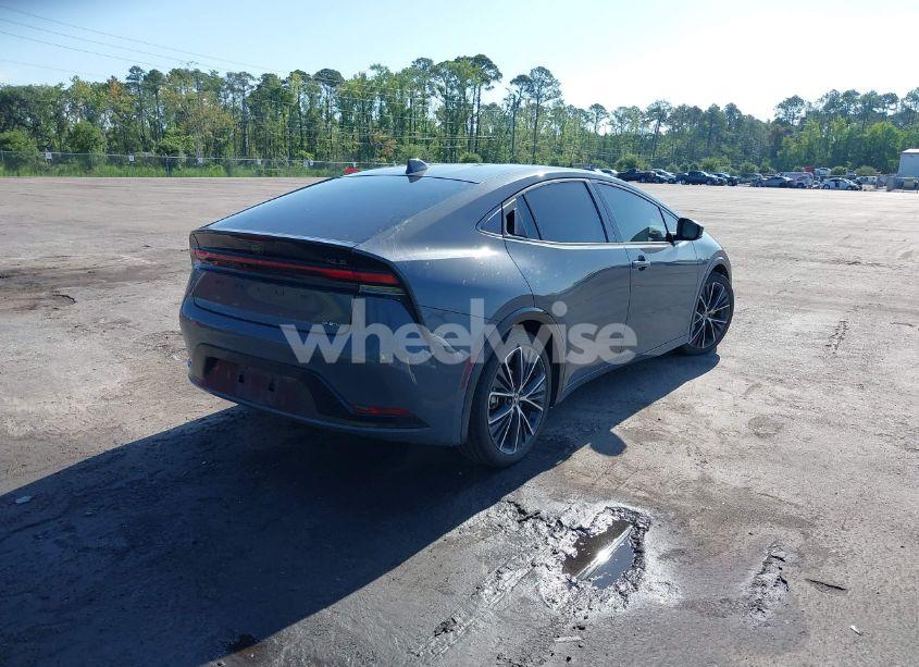 Photo 4 of 2023 Toyota Prius XLE (VIN JTDACAAU7P3009886)