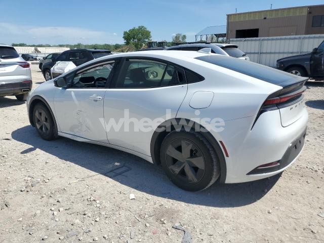 2023 TOYOTA PRIUS LE (VIN JTDACAAU7P3012951) main photo