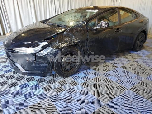 2024 TOYOTA PRIUS LE (VIN JTDACAAU7R3028649) main photo