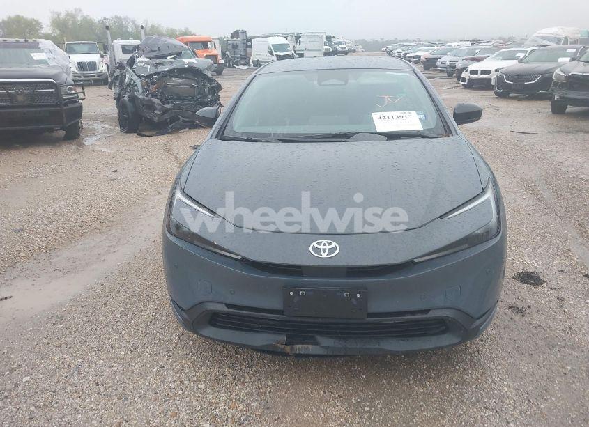 Photo 13 of 2025 Toyota Prius LE (VIN JTDACAAU7S3049099)