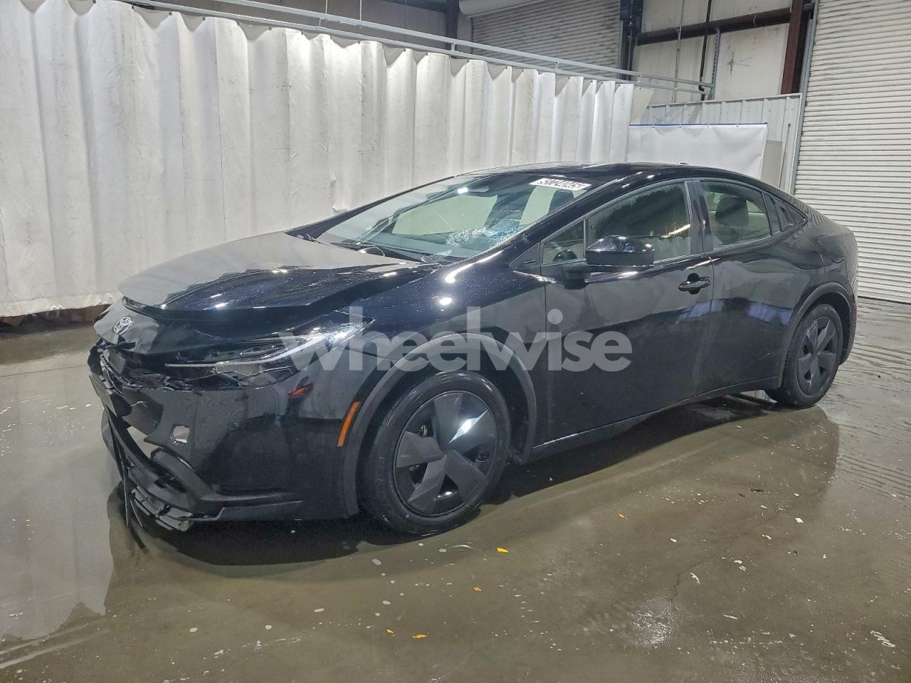 2025 TOYOTA PRIUS LE (VIN JTDACAAU7S3053704) main photo