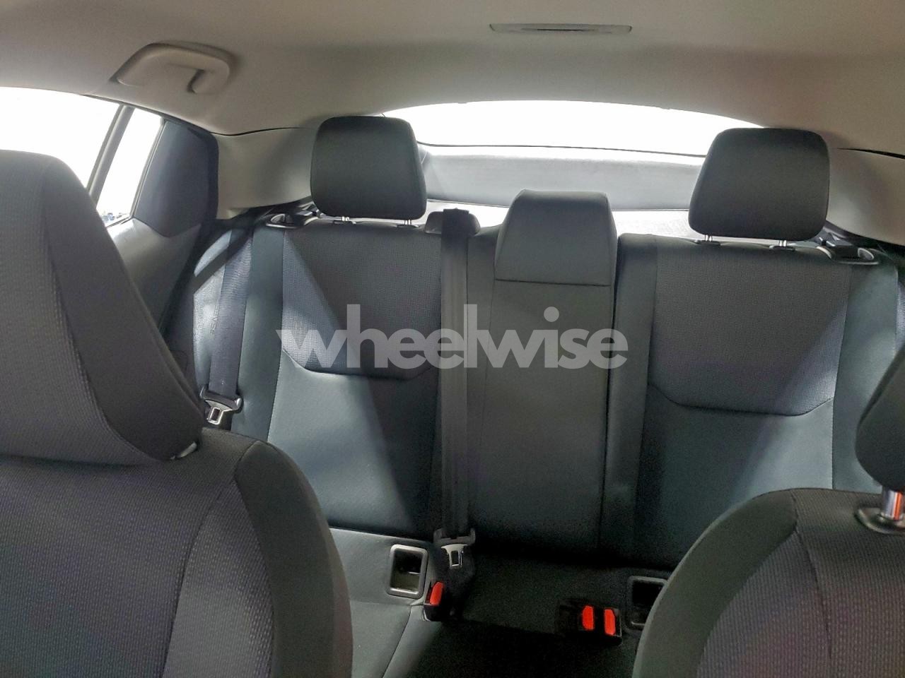 Photo 10 of 2025 TOYOTA PRIUS LE (VIN JTDACAAU7S3053704)