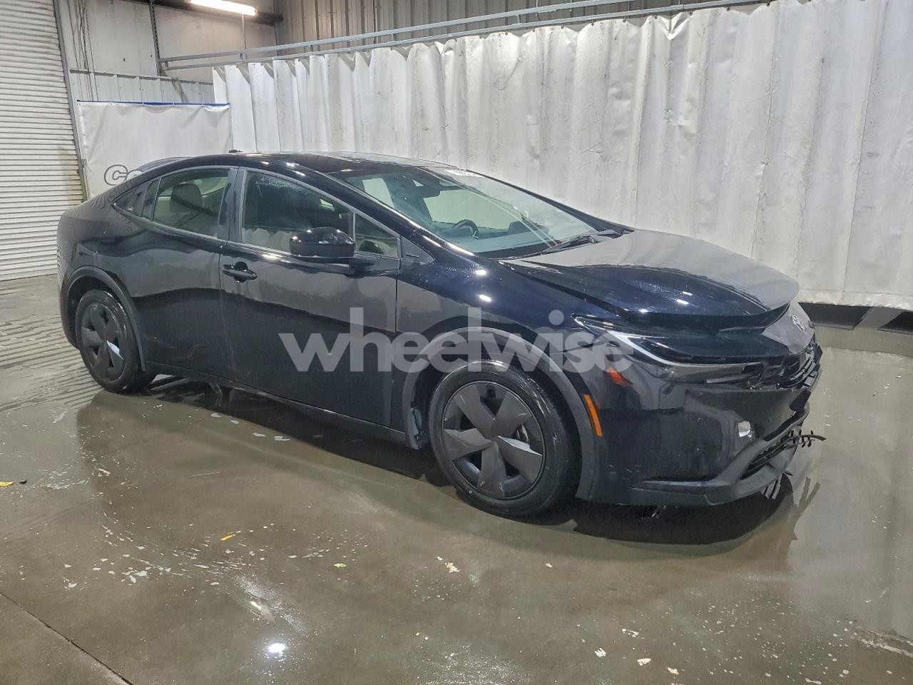 Photo 4 of 2025 TOYOTA PRIUS LE (VIN JTDACAAU7S3053704)