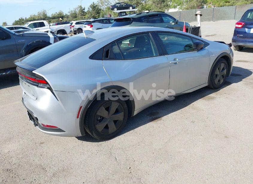 Photo 4 of 2024 Toyota Prius LE (VIN JTDACAAU8R3016221)