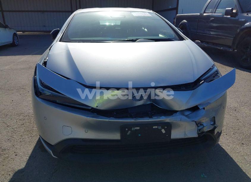 Photo 6 of 2024 Toyota Prius LE (VIN JTDACAAU8R3016221)