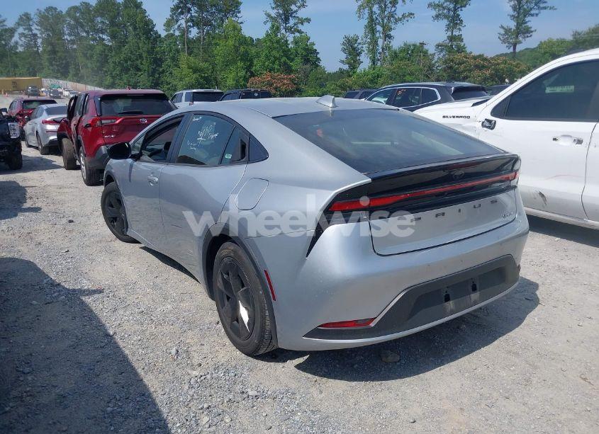 Photo 3 of 2024 Toyota Prius LE (VIN JTDACAAU8R3019975)