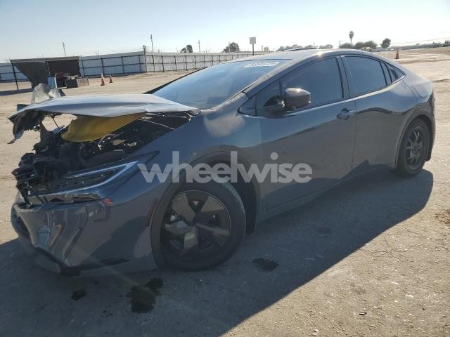 2025 TOYOTA PRIUS LE (VIN JTDACAAU8S3055171) main photo