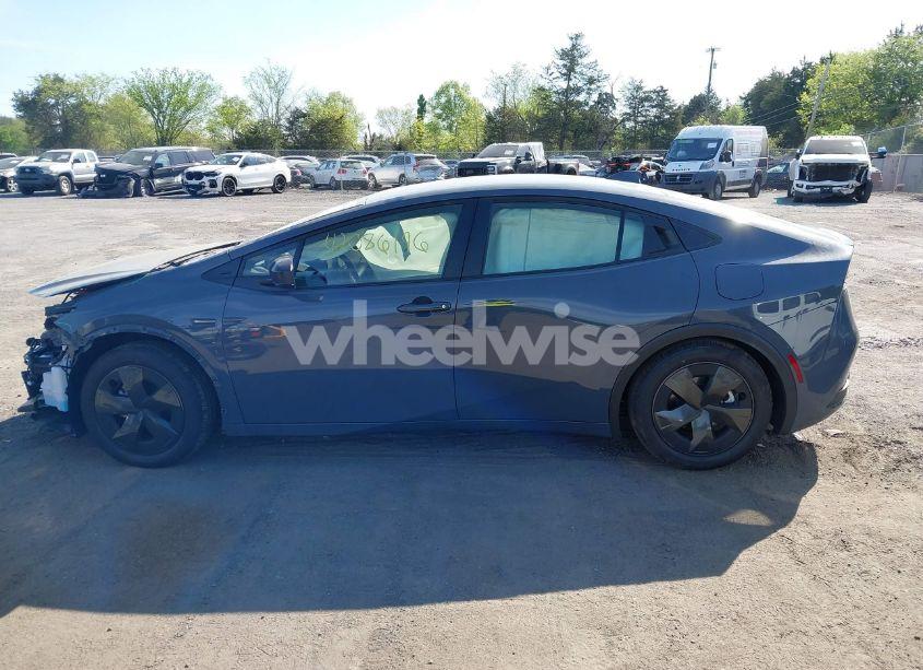 Photo 15 of 2024 Toyota Prius LE (VIN JTDACAAU9R3044514)