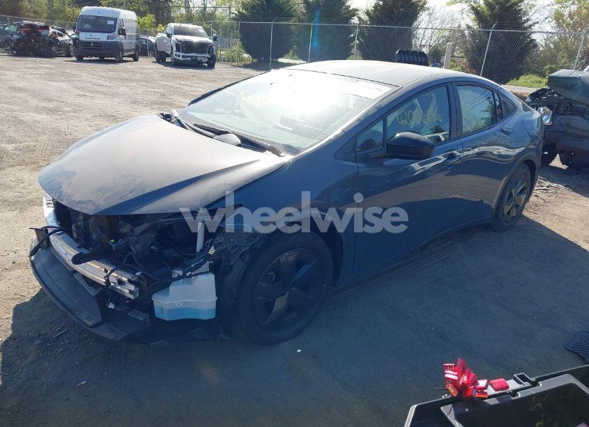 Photo 2 of 2024 Toyota Prius LE (VIN JTDACAAU9R3044514)