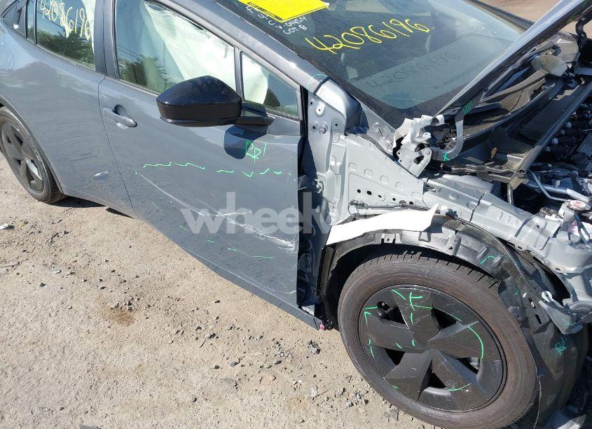 Photo 6 of 2024 Toyota Prius LE (VIN JTDACAAU9R3044514)