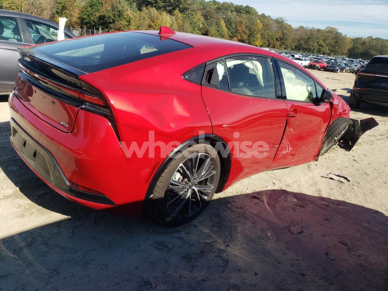 Photo 3 of 2025 TOYOTA PRIUS LE (VIN JTDACAAU9S3060976)