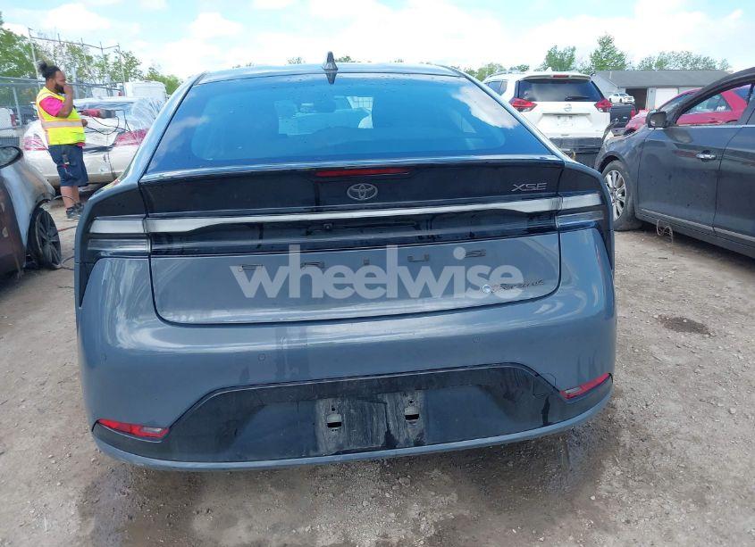 Photo 17 of 2024 Toyota Prius PRIME XSE (VIN JTDACACU2R3029933)